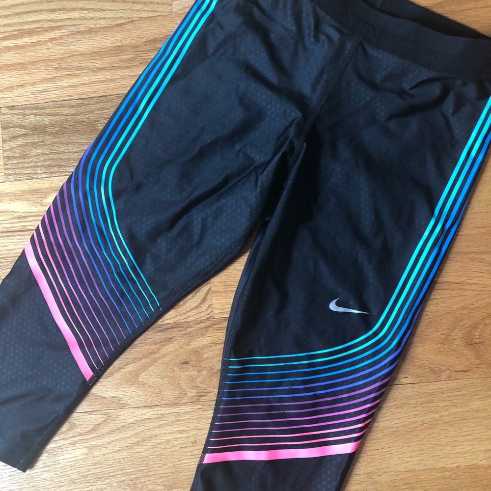 Nike crop pants